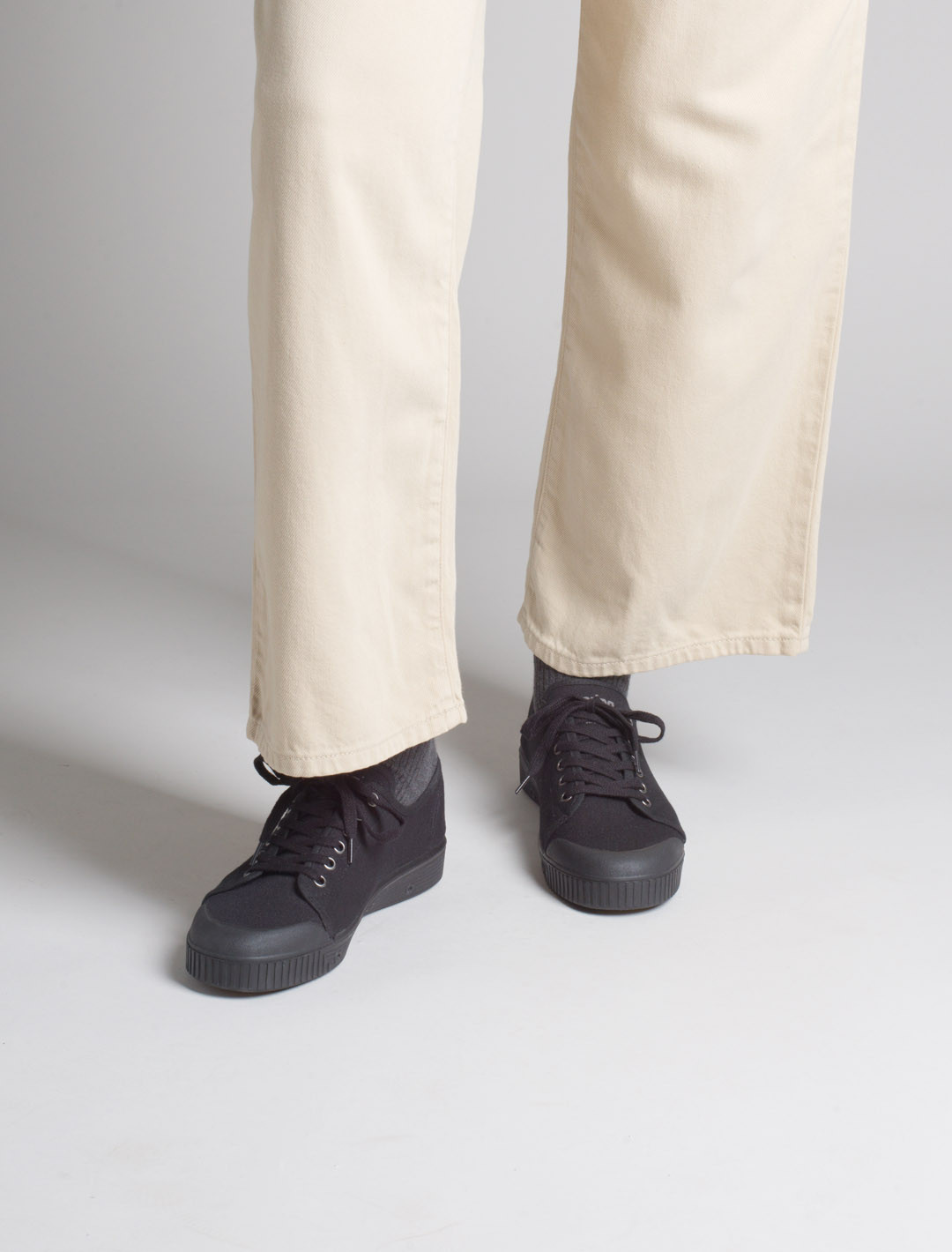 G2 CANVAS ブラック