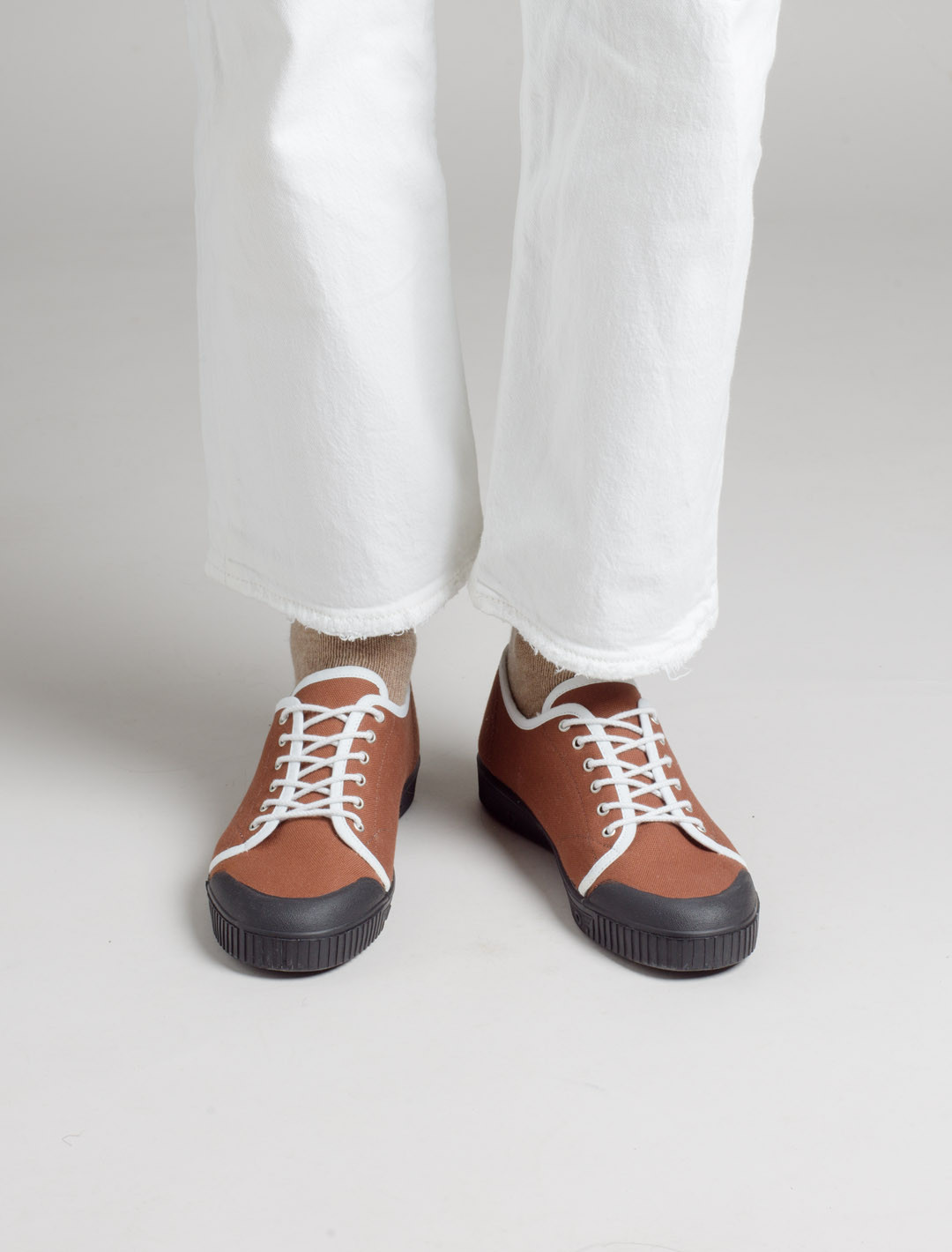 G2 L'ETIQUETTE ブラウン