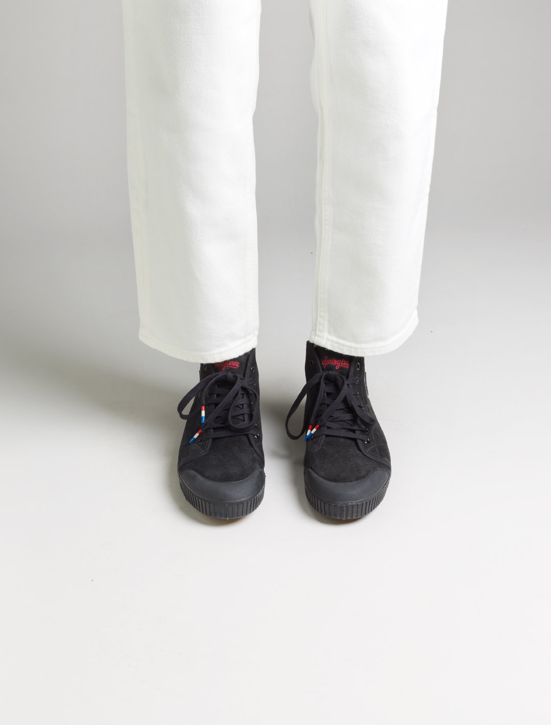 B2 SUEDE