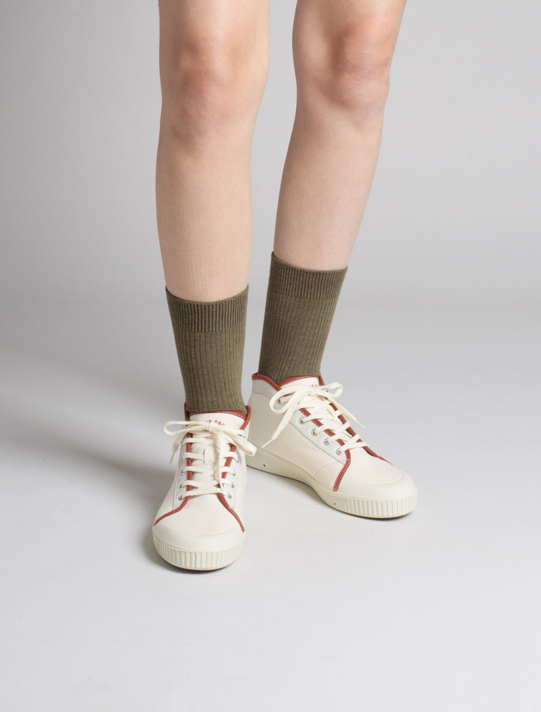 G2 LINEN CAPSULE