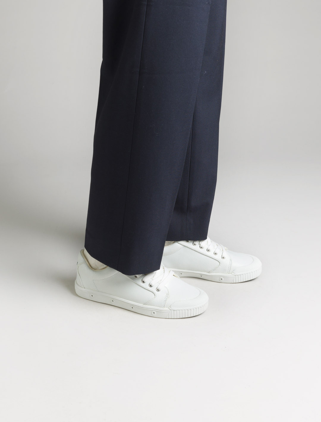 C2 CRACKLED LEATHER ホワイト